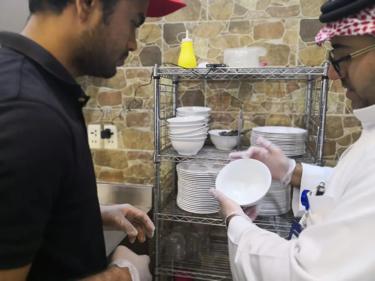 بلدية عنك تغلق 4 محلات مخالفة خلال شهر محرم