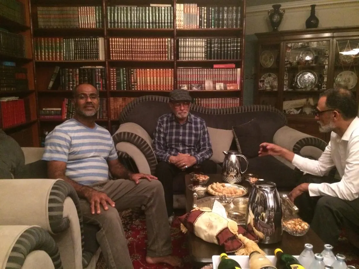 القطيف: «الخط العربي» تتعرف على تجربة الغانم