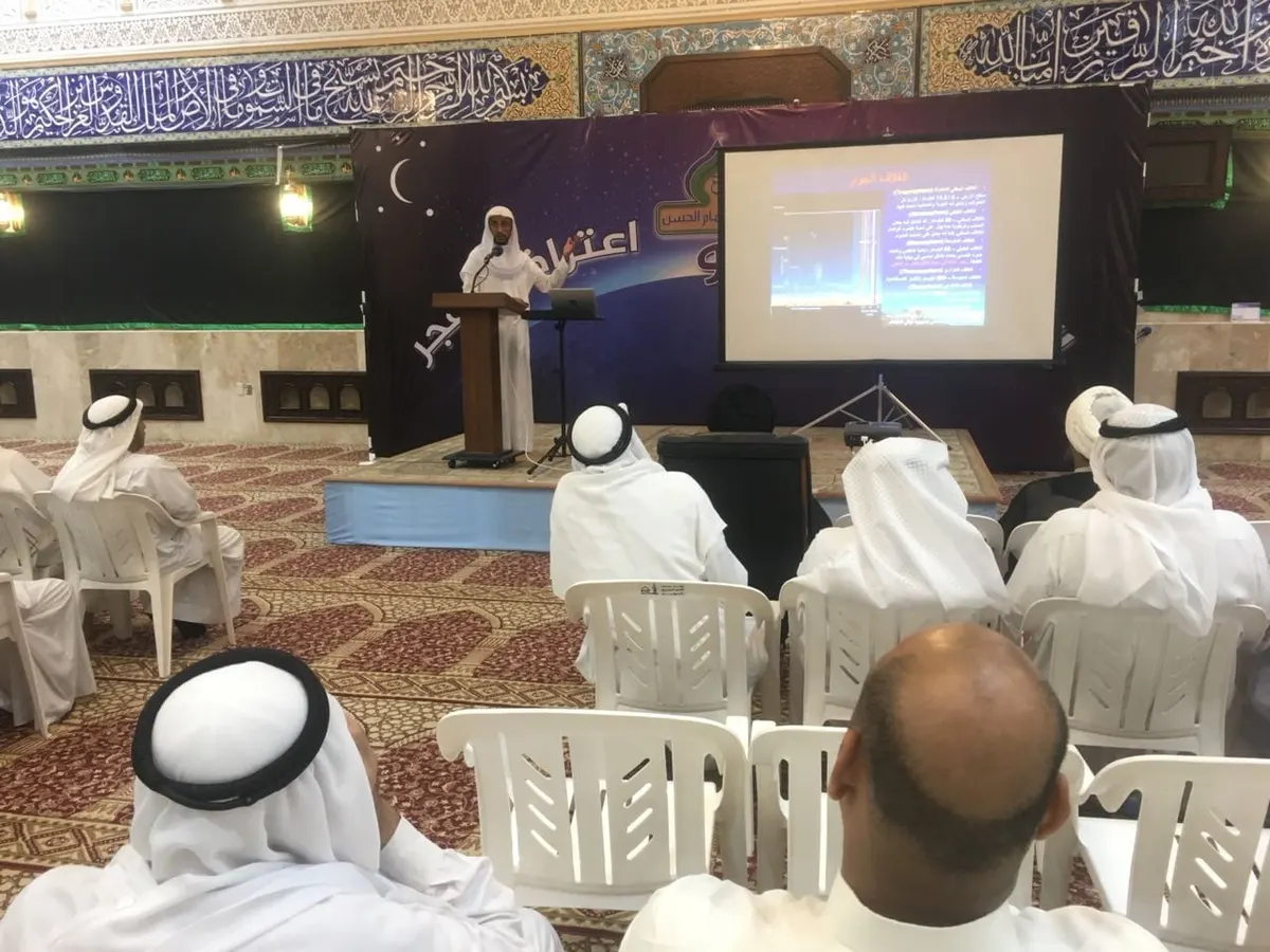 بحضور 100 مشارك في العوامية.. آل محمد يفرق بين الفجر الفلكي والشرعي