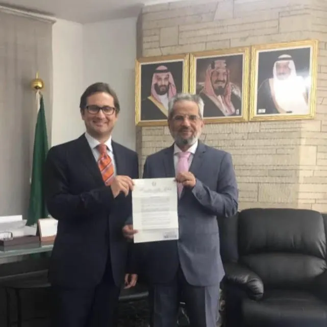 سيهات.. المعلم أول سعودي يجتاز اختبار ممارسة الطب في إيطاليا