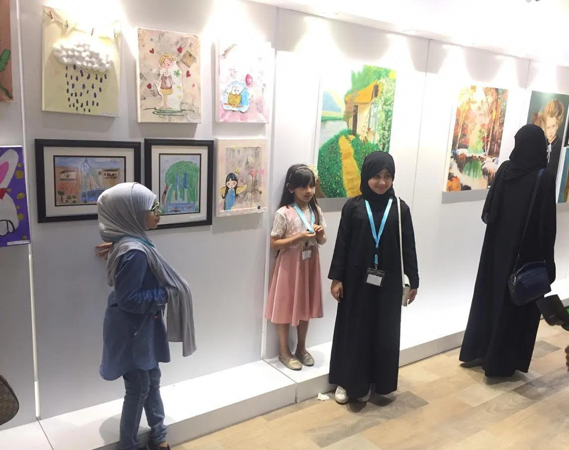 أجنحة حنين ذكريات الزوري تحلق في سماء الرسم