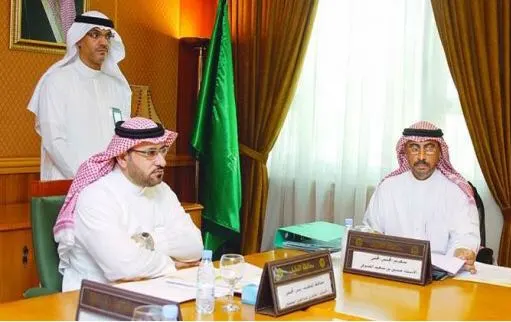 المجلس المحلي: آلية ذكية لمتابعة المشاريع الحكومية في القطيف