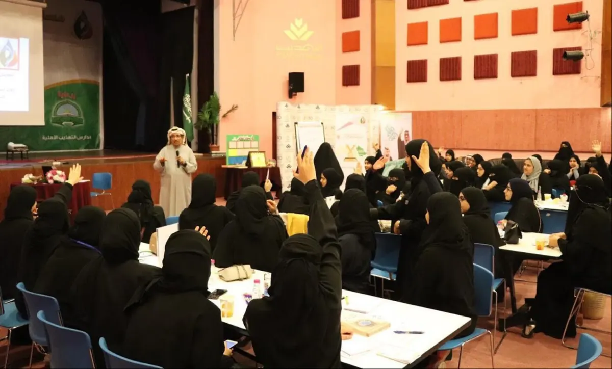متسابقات الأخلاق يتعرفن على تعايش الزامل واغتراب آل حسن