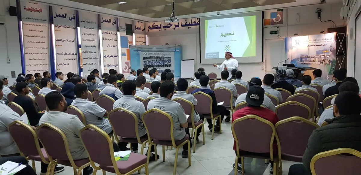 «الحوار المجتمعي» يدعو 500 شاب لحفظ النسيج الوطني وتعزيز التلاحم بالقطيف