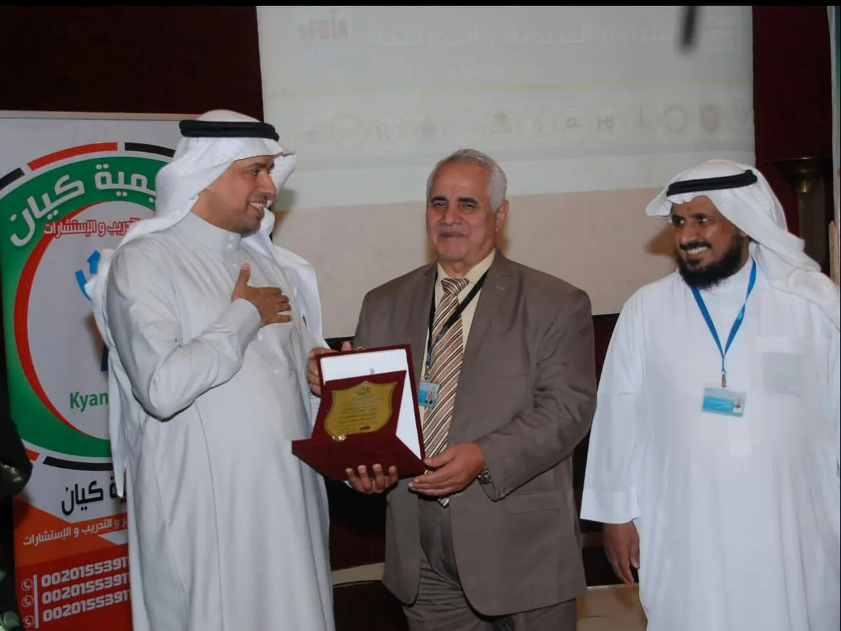 العجيان ينقل رؤيته المبتكرة إلى القاهرة