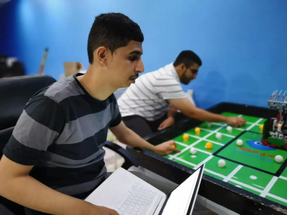 روبوت القطيف يحط رحاله في الكويت