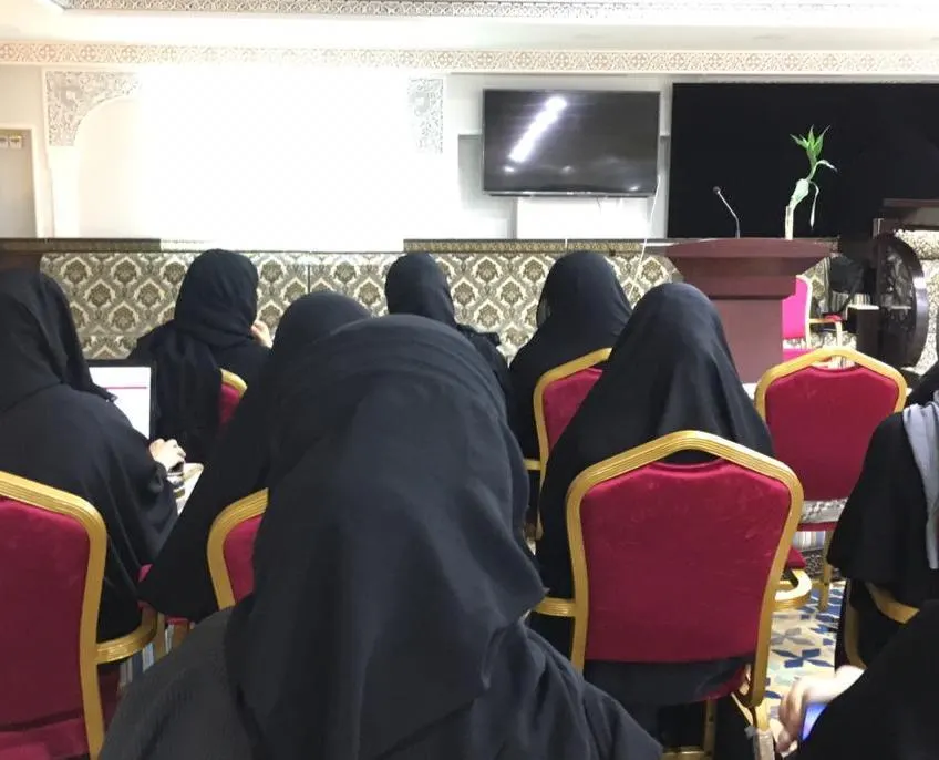 التاروتي: عزوف الطفل عن الكتاب وراءه أم لم تستطيع القراءة