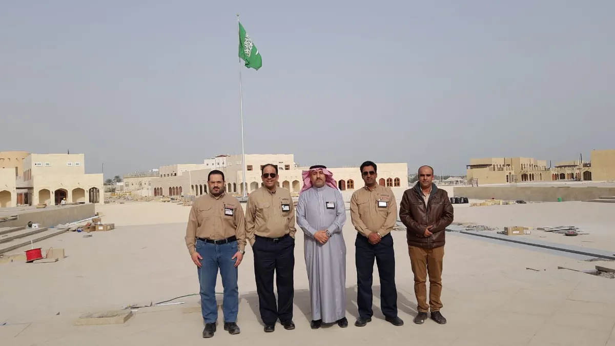 رئيس القطاع الشرقي يزور «كهرباء القطيف» ويتفقد مشروع وسط العوامية