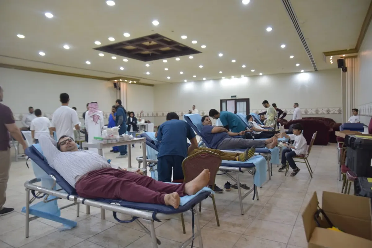 في «نعم الجود» بـ أم الحمام.. 119 متبرعًا بالدم.. وخلع الأسنان والحجامة تبعد متقدمين