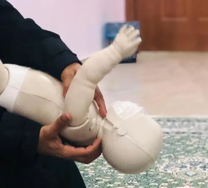في الأوجام.. سيدات يتعرفن على خطوات التعامل مع توقف القلب والغصة