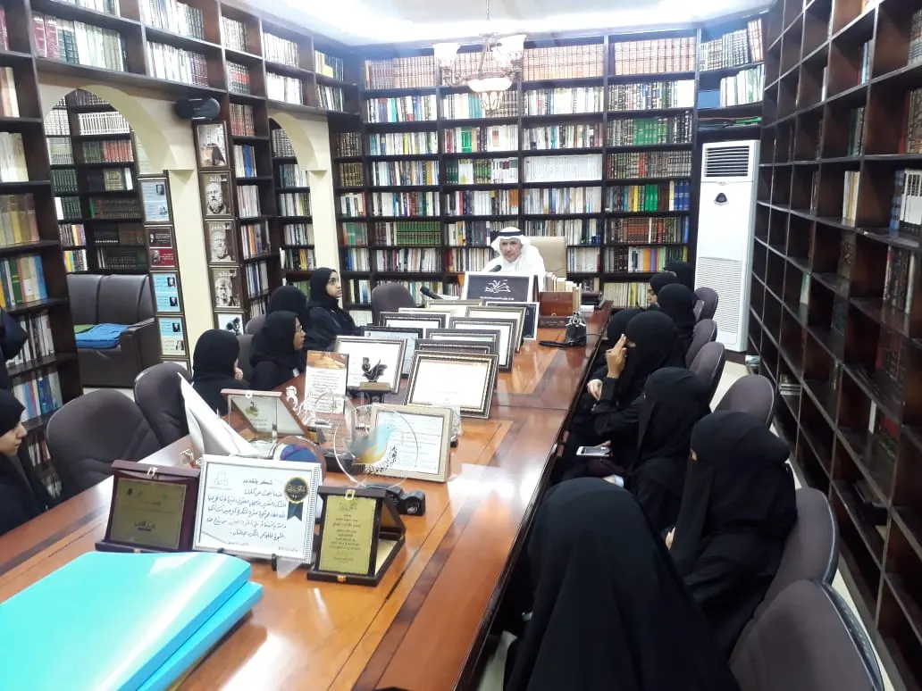 في «جدل» أم الحمام.. الحرز يعرف 23 سيدة بـتاريخ اللغة