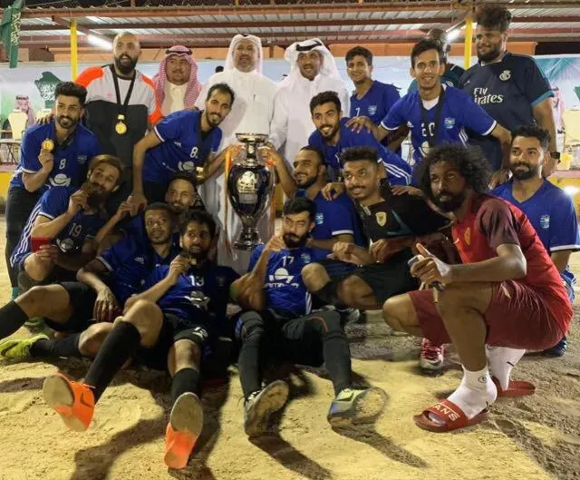 للمرة الثالثة.. آل سيف يتوّج «اليمامة» بكأس بطولة الجراري الخيرية لكرة القدم الـ18