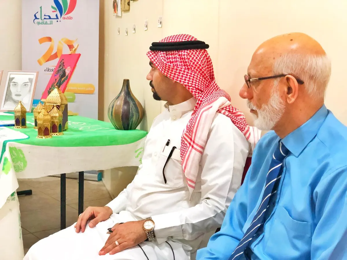 في القطيف.. مهتمون يجتمعون بحوارية فن في «موهبة»