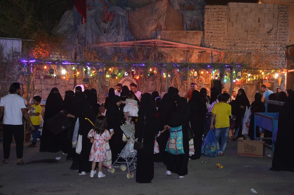 عدسة «القطيف اليوم» ترصد مظاهر البهجة والسرور ليلة الناصفة