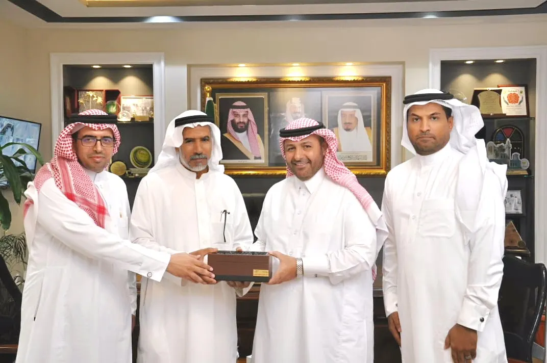 قطيف المعرفة تضع «آل تقي» و«البحراني» على منصة التكريم