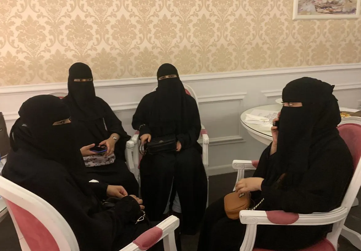 رغم اليتم.. للتفوق حكايات تقف عليها «القطيف اليوم»