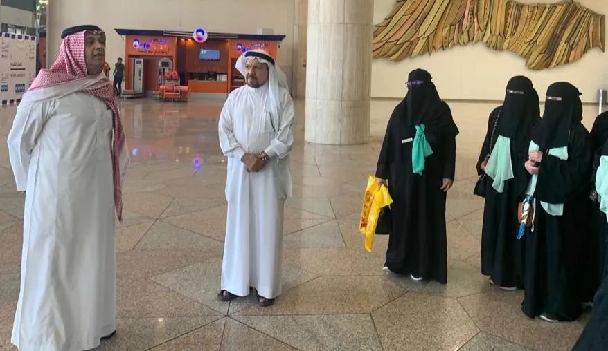 من القطيف.. أبناء «كافل اليتيم» في جولة استطلاعية بمطار الملك فهد الدولي