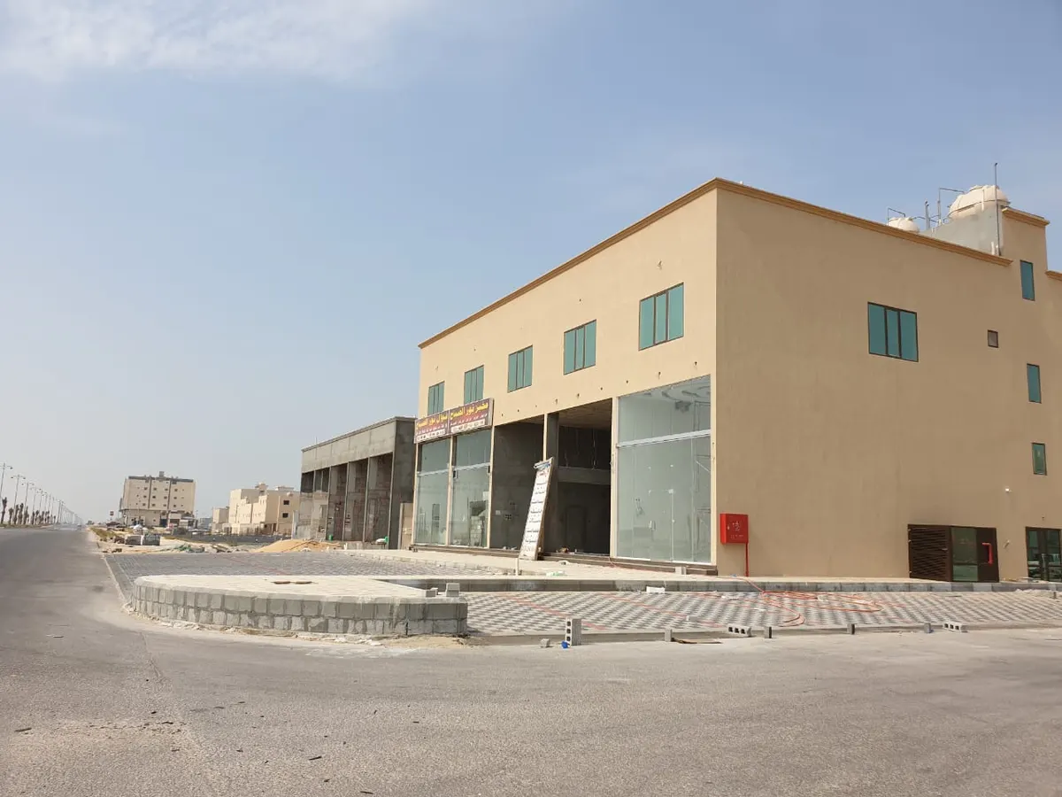فرصة استثمارية.. مكاتب فاخرة وصالات للإيجار بالقطيف