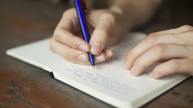 في القطيف.. أساسيات اللغة الإنجليزية للرجال بالحي المتعلم