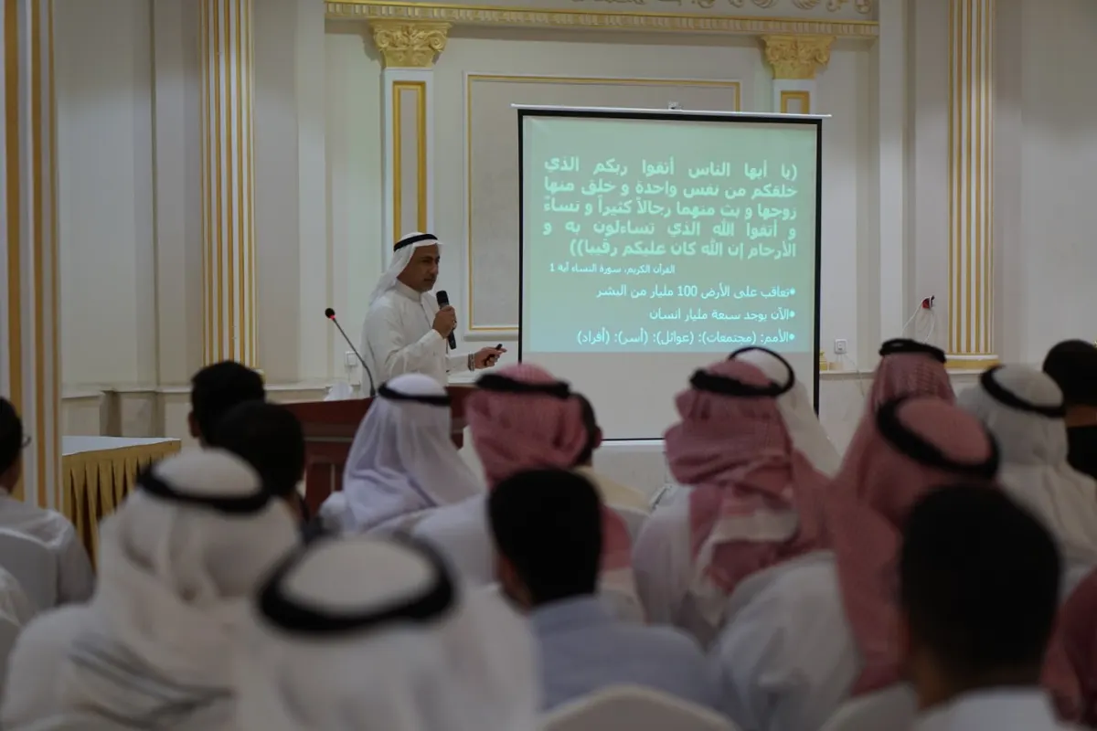 في سيهات.. الخليفة لأكثر من 100 شخص: عقد الزواج مؤبد أسسوه صحيحًا