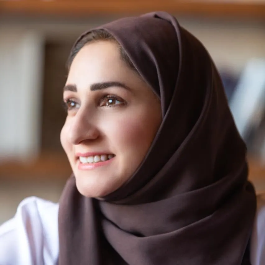 «ياما في الحبس فنانين»
