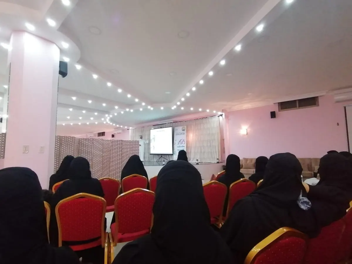 في العوامية.. الراشد لـ65 رجلًا وسيدة: المقارنة بين الأبناء تصنع الحقد والحسد