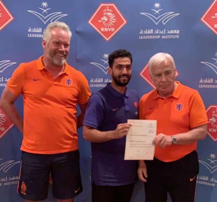 من التوبي.. بعد خمس في الترجي.. آل يحيا يحصد شهادة «المنهجية الهولندية» لتدريب الصغار