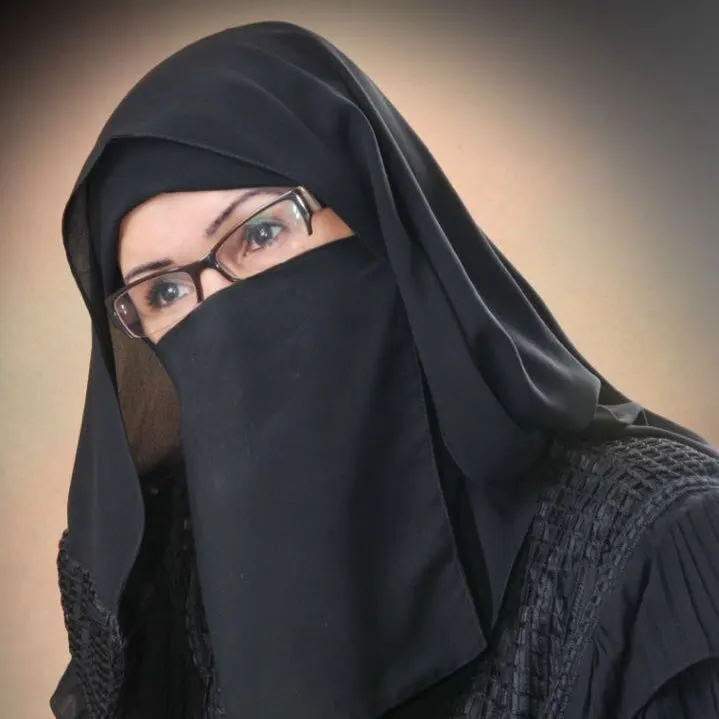 في صفوى.. عضو المجلس البلدي «المبارك» تتلقى استفسارات واقتراحات المواطنات