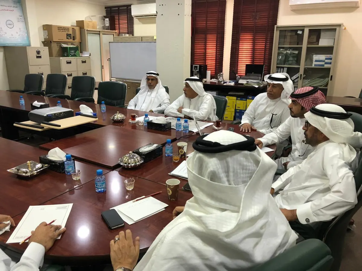 بعد 11 عامًا.. أهالي الجش يتلقون وعودًا جديدة خلال لقائهم بالمجلس ومسؤولي البلدية