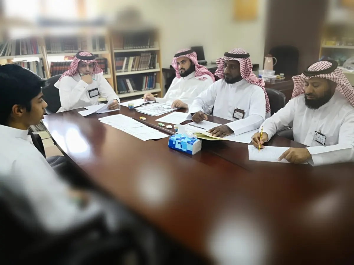 من القطيف.. تأهل 14 متسابقًا للتصفيات النهائية في جائزة الملك سلمان لحفظ القرآن الكريم
