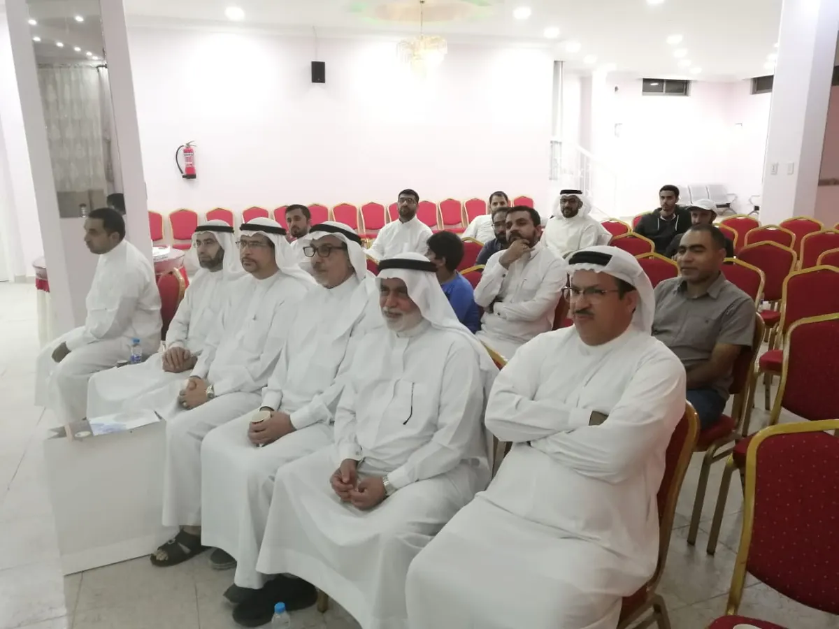 في العوامية.. الغيرة الزوجية تجمع 40 رجلًا وسيدة في محاضرة توعوية.. والسعود يحذر من تطورها للقتل