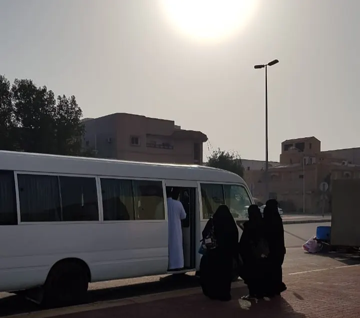 من القطيف.. «الشموع» ترسم البسمة على وجوه 85 يتيمًا ويتيمة