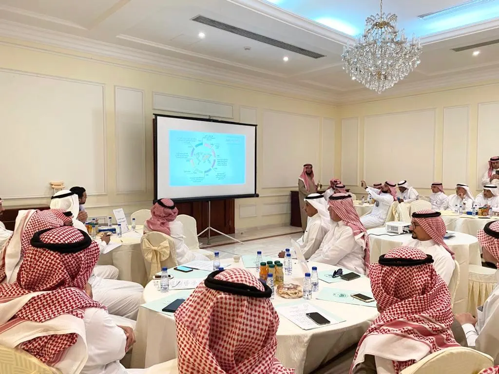 محافظ القطيف يلتقي فريق المرصد الحضري بالشرقية ويدشّن أعمال المسوحات الميدانية