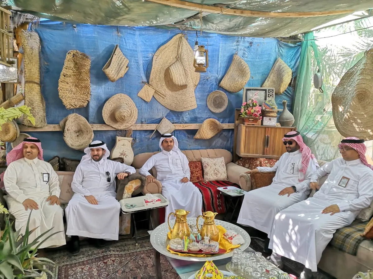 وفد حائل يطّلع على مبادرات وتجارب تعليم القطيف ويزور العوامية