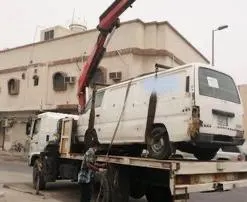 في القطيف.. إزالة السيارات المهملة بمحيط سوق السمك.. وضبط زيوت قلي منتهية الصلاحية