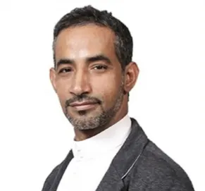 معلم موهوبين: ولى عصر الشهادات.. هل نحن جاهزون لوظائف المستقبل؟!