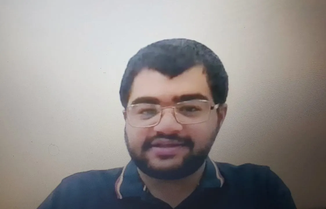 الزيداني: لتدعم نبرة صوتك.. توقف
