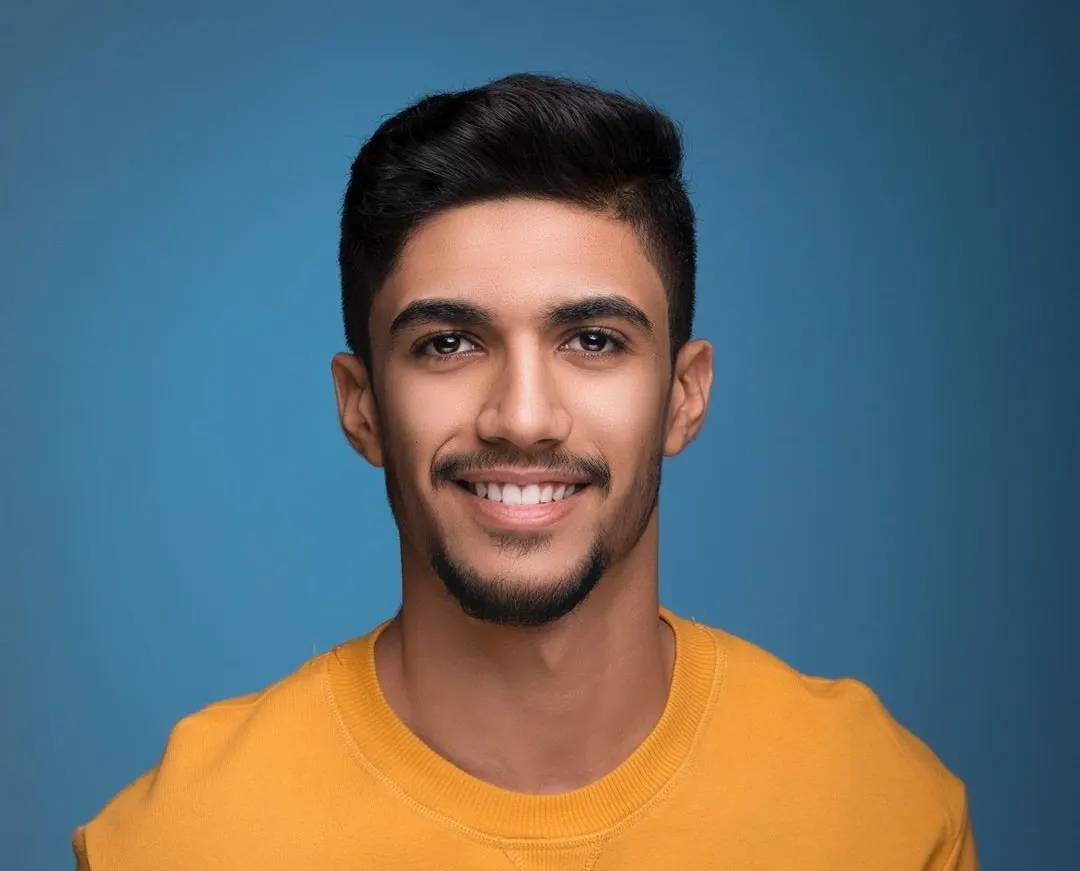 خلال دقائق فنية.. «أساسيات تصوير الفيديو بالهاتف الذكي» مع الكسار
