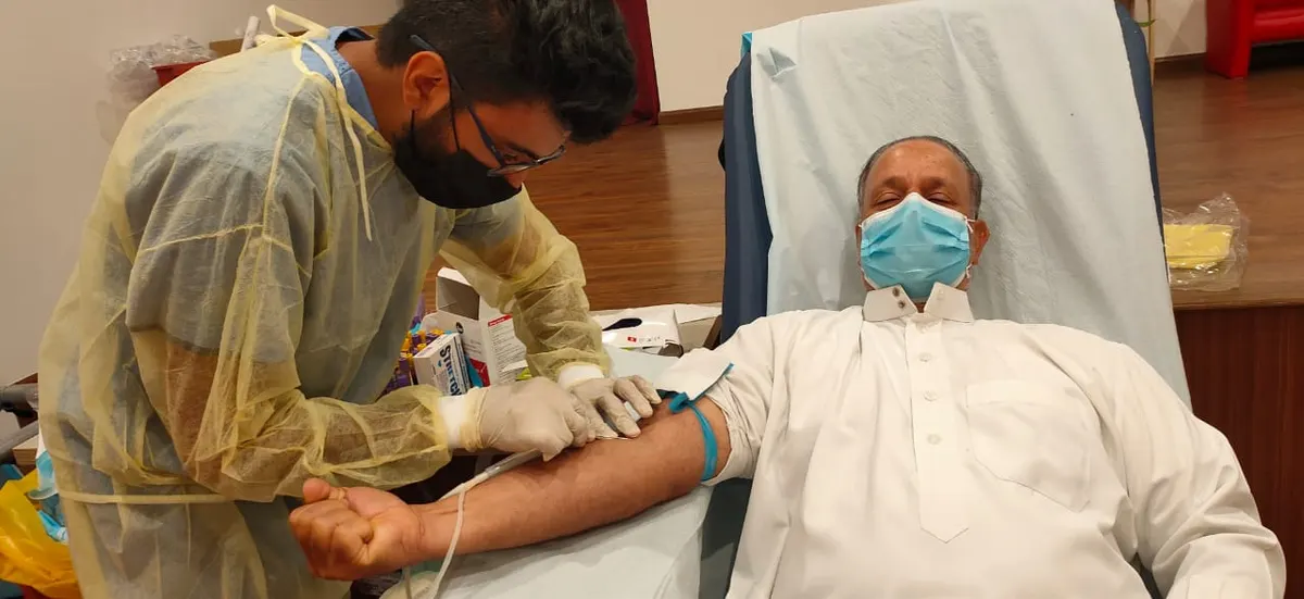 في يومها الثاني بالقطيف.. «قطرة دم» تستقطب 50 متبرعًا