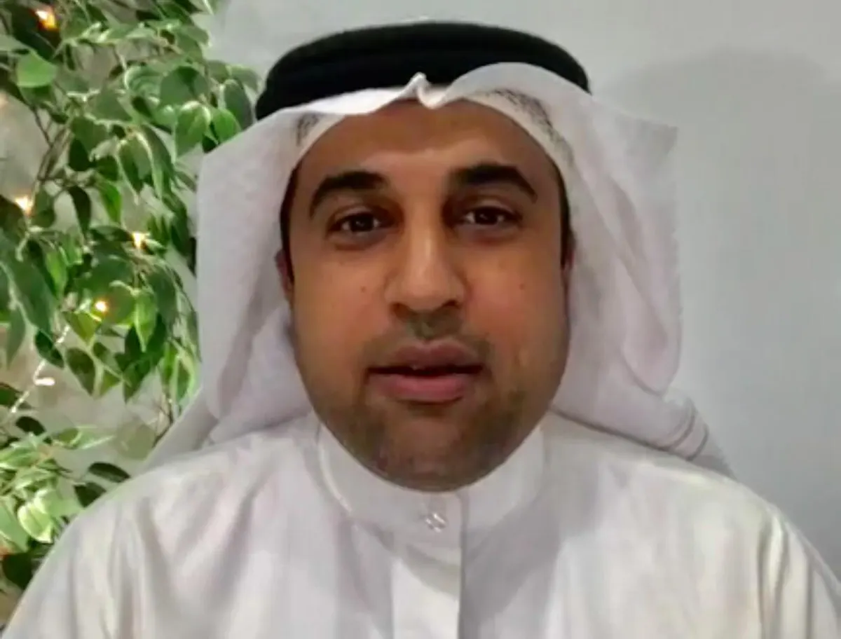 آل عباس: 80% من الآباء يسيرون أطفالهم حسب عاداتهم.. والأبناء يطالبون بالحرية