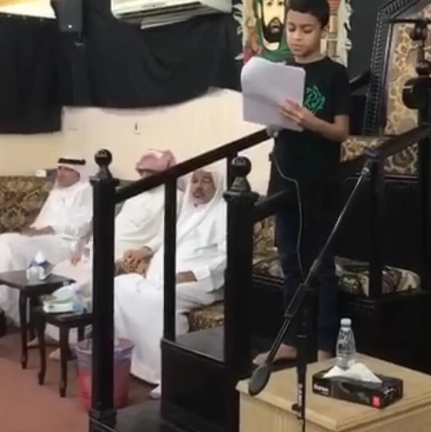 من القديح.. العوازم تعلّق بـ«مجموع» والدته في الثالثة.. وارتقى منصة الإنشاد في السابعة