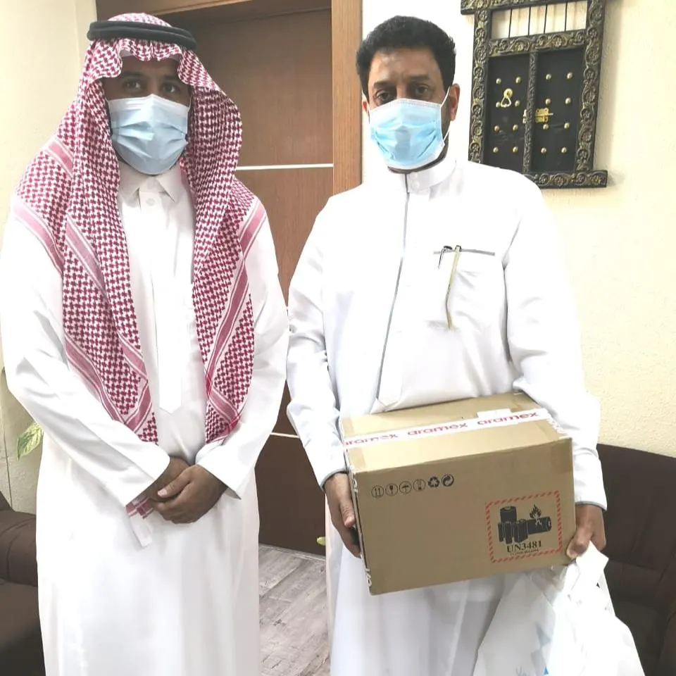 في القطيف.. «تكافل» تسيّر عجلة التعليم بـ392 جهازًا لوحيًّا.. والطالبات يحظين بالنصيب الأوفر