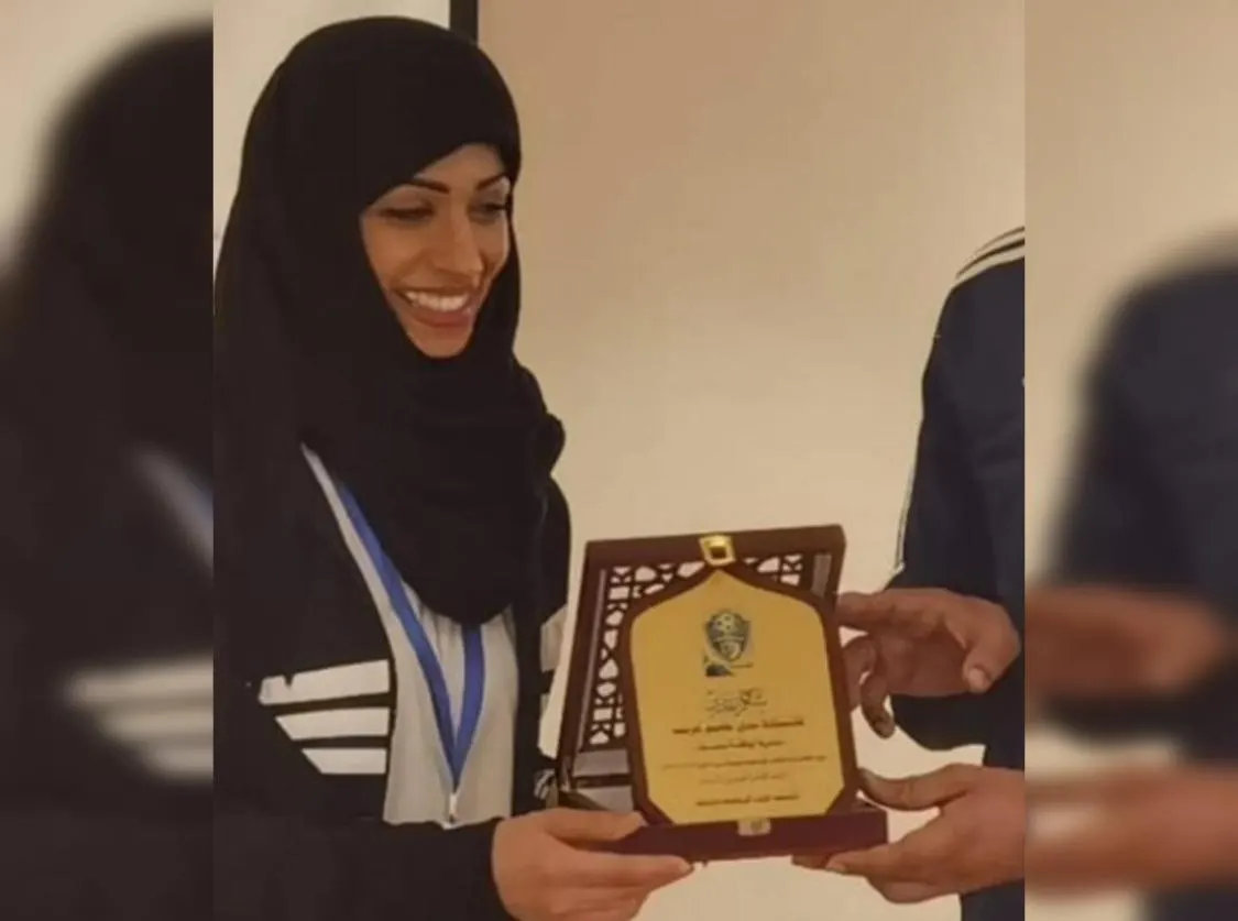 حصلت على شهادة حكمة للقدم.. غريب تنجح في قيادة 36 حكمة في اللياقة