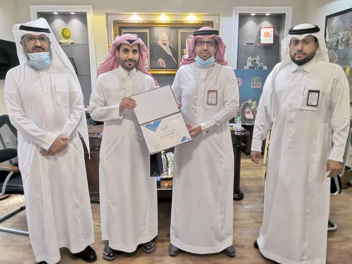 بالصور.. تعليم القطيف يُكرّم المتميزين من منسوبيه