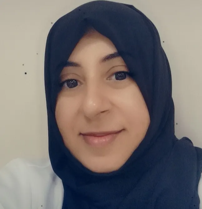 من تاروت.. أنوار الفتيل تحصل على شهادة العلاج الجدلي السلوكي من معهد لينهان