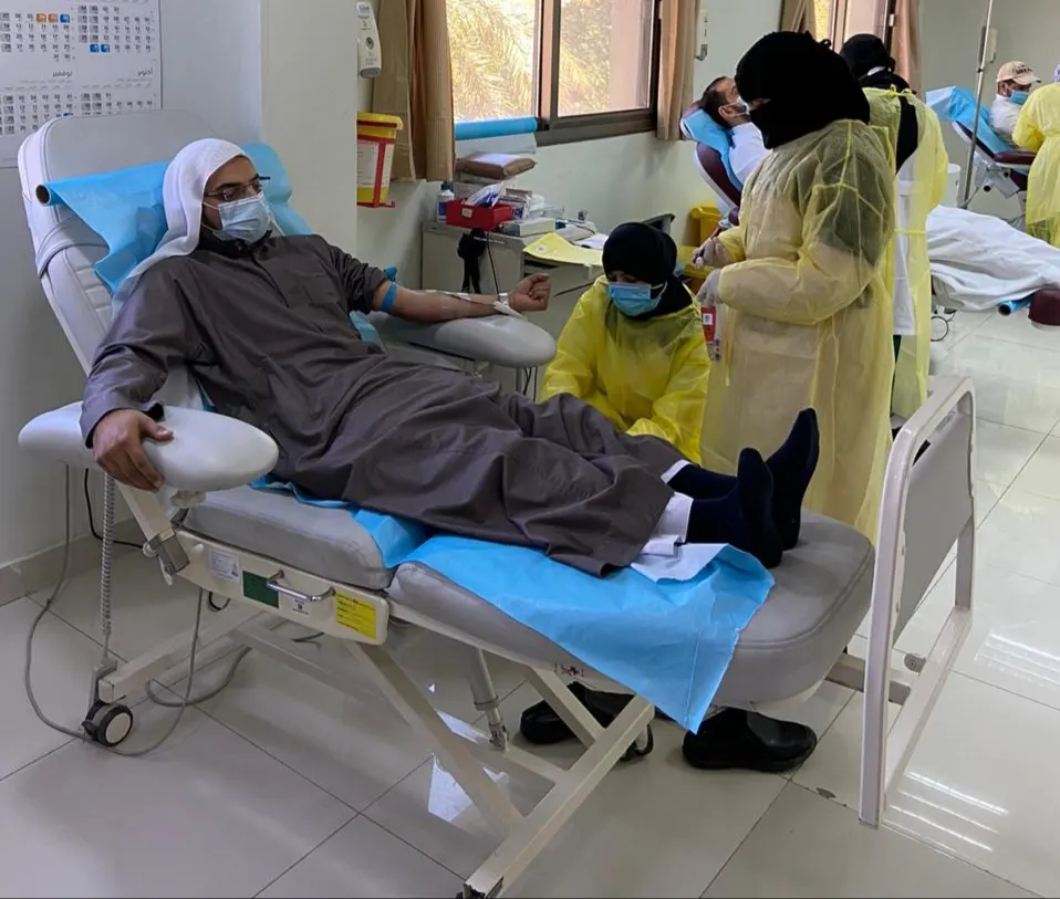 بعد 43 يومًا من رحيله.. حملة للتبرع بالدم صدقة لـ آل ربح.. والعبدالله: عزوف عن الدعم داخل المستشفى