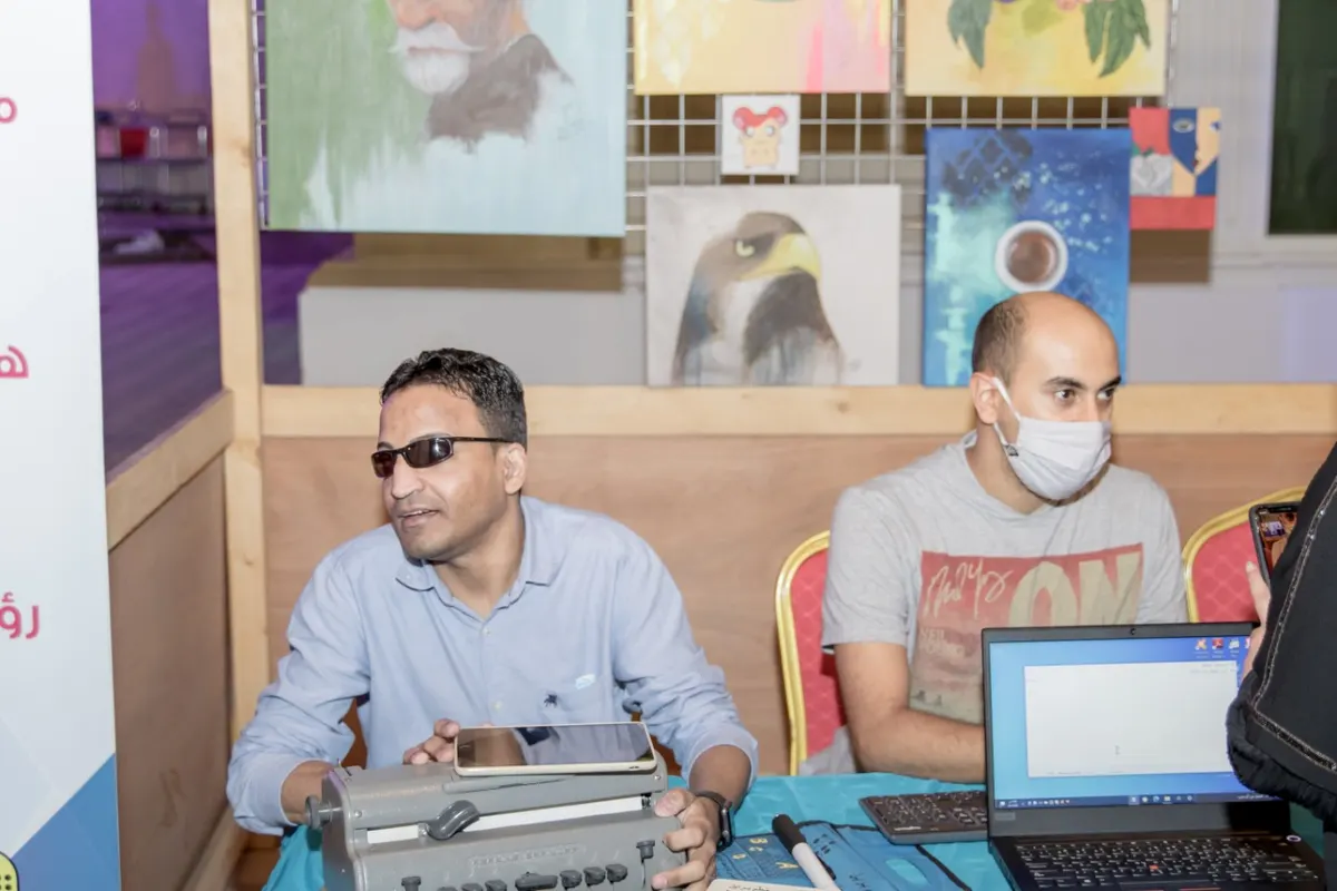 في سيهات.. تطعيم ومكافحة عدوى وفن تحت سقف «التطوع وطن»