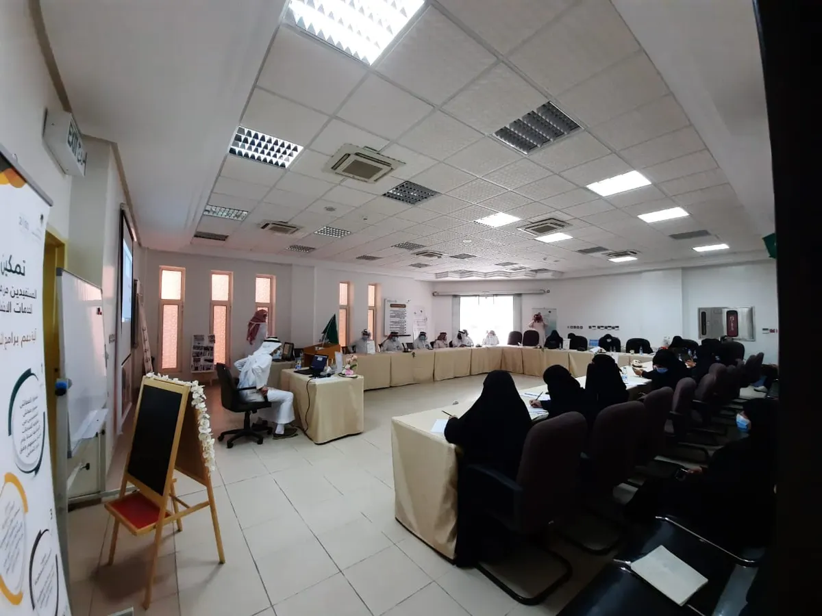 في القطيف.. العوامي يعرف منسوبي ومنسوبات الضمان بـ«بمنصة التطوع»
