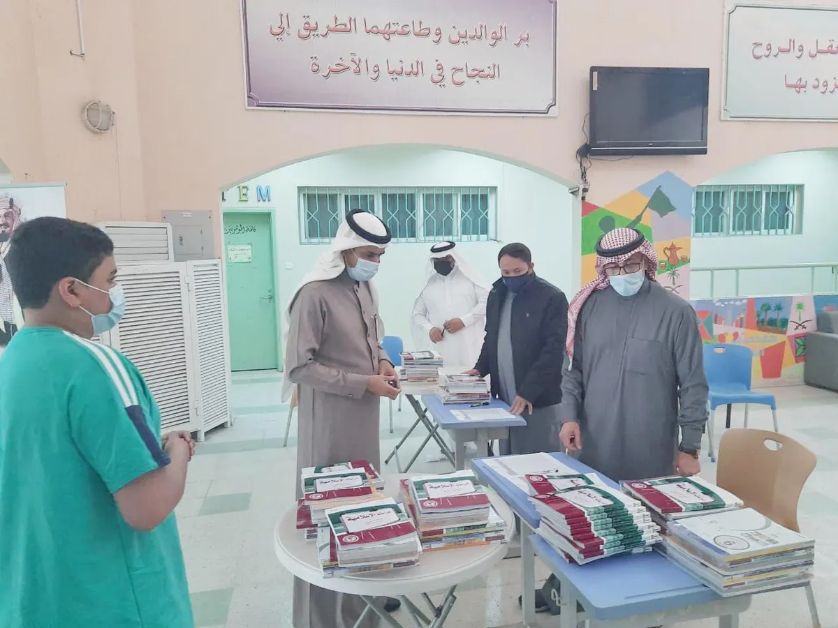 لضمان انطلاقة ناجحة للفصل الدراسي الثاني.. قيادات تعليمية تقف ميدانيًا على مدارس القطيف