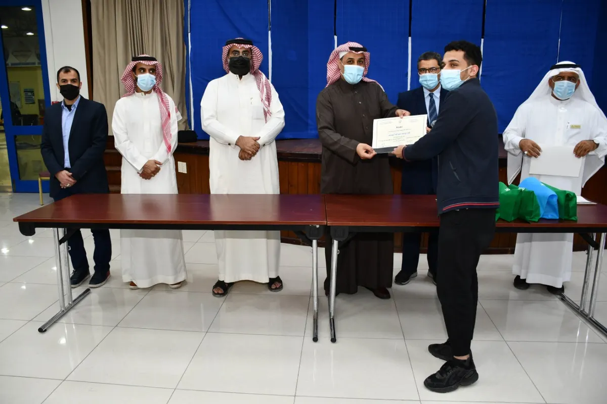 بالأسماء.. تقنية القطيف تكرّم الـ24 الأوائل على التخصصات للفصل التدريبي الأول
